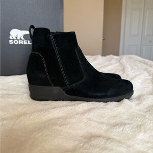 Sorel Evie bootie 8.5 black suede